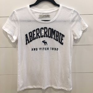 NEW Abercrombie & Fitch Women’s Relaxed White Tee